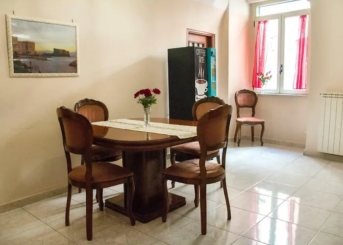 Carbonara Couette-café Naples